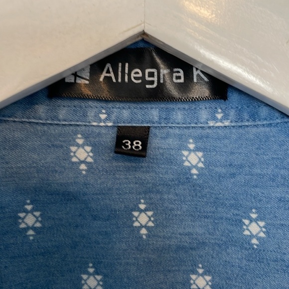 Short Sleeve Print Button Up Shirt - Picture 6 of 9